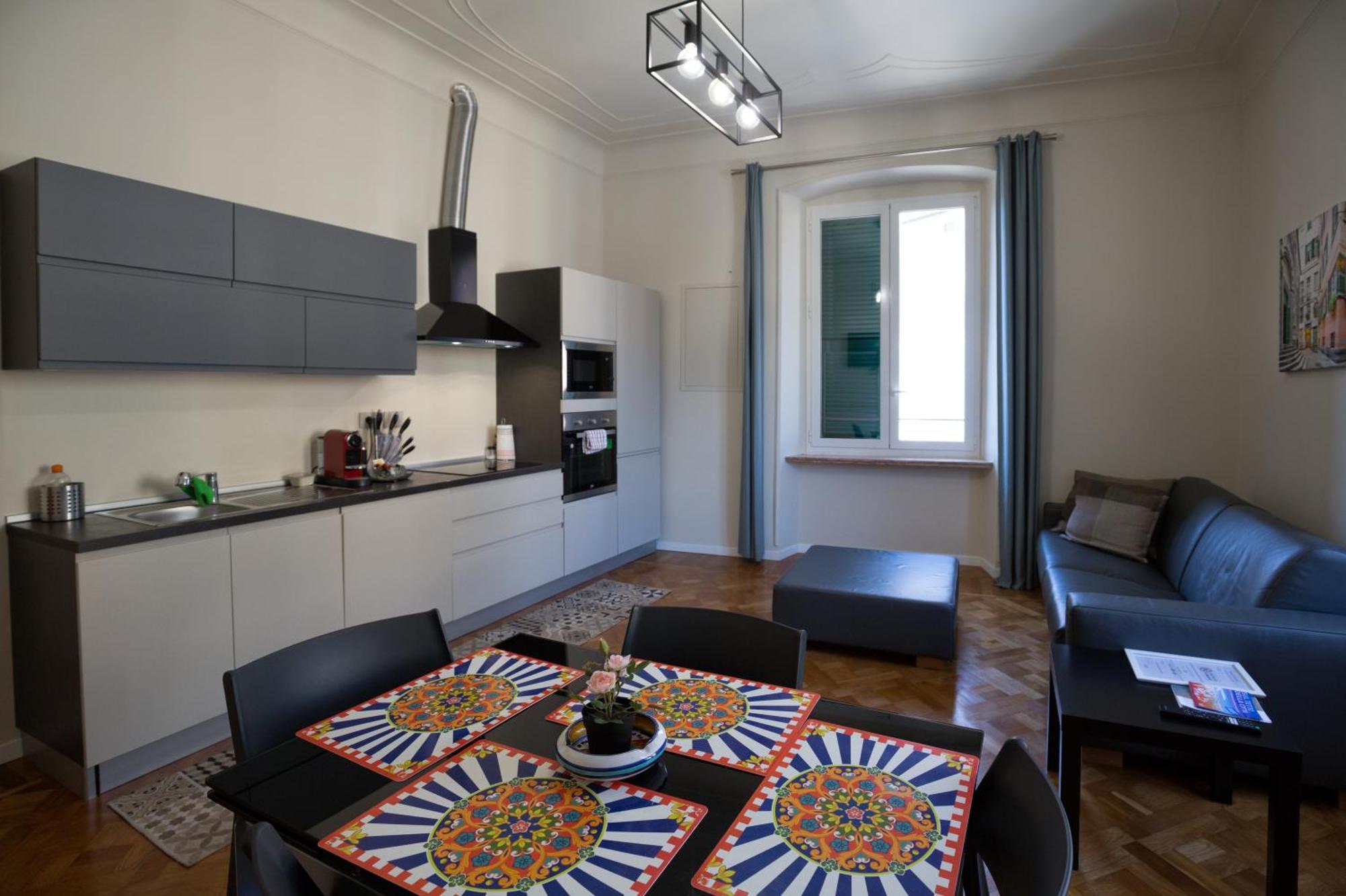 Le Due Piazze Apartment *
